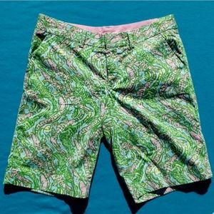 Lilly Pultizer Pink and Green Avenue Short Size 0